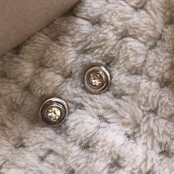 Vintage Pearl and Rinestone Watch, Necklace and Earrings Set - NWOT - Picture 3 of 6